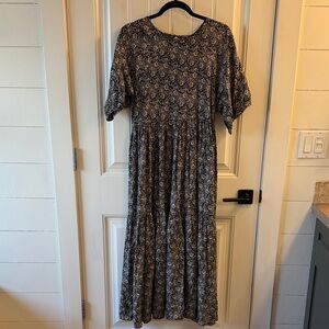 Christy Dawn Theo Dress in Raven Floral EUC